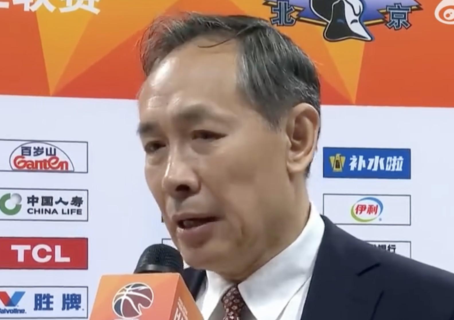 MK体育登录入口-许利民：第三节末段执行教练策略不够坚决，整体比上轮有进步